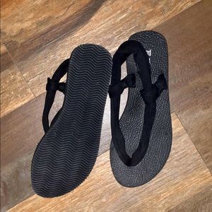 COPY - BRAND NEW tek gear boho strap sandals